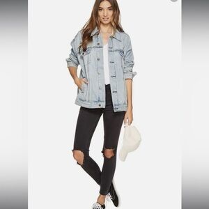 NWT Free People High Rise Busted Knee Jeans